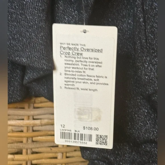 #222 NWT Lululemon Perfectly Oversized Cropped Crew *Sparkle Black Sz 12 (Rare) - Picture 7 of 9